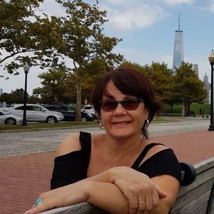 Meet your Posher, Lenia